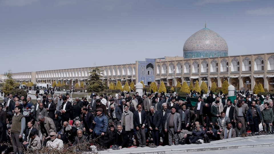 ato_esfahan_friday_prayer_at_naqsh-e-jahan_square